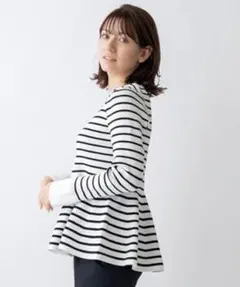 SONO ペプラムニット プルオーバー 白黒ボーダーのサムネイル
