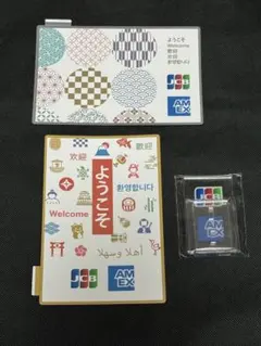 クレジットカード用ステッカーとアクリルスタンド