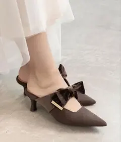 【限定値下げ中】RANDA ビッグベロアリボンミュールパンプス ブラウンのサムネイル