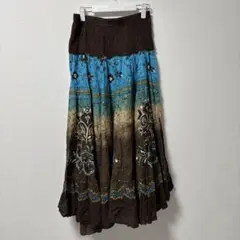 刺繍　ロングフレアロングスカート　春服　レディース