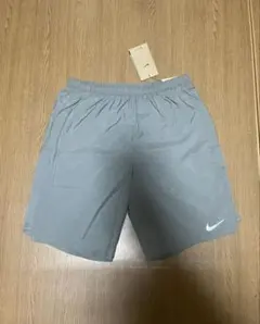 新品 送料込] メンズL ナイキ チャレンジャー ショートパンツ CZ90
