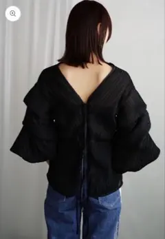 只今、完売品スペッチオシャトルプリーツ フリル ブルゾン/BIG 