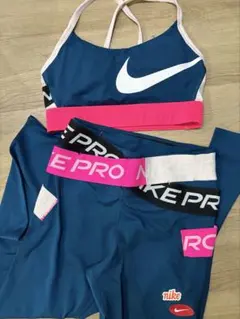 NIKE ヨガ、トレーニングウェア セットアップ