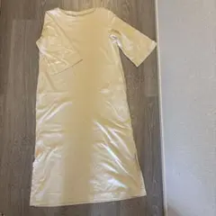 ユニクロ　カットソー　ワンピース