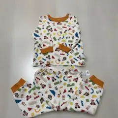 ユニクロ　ディズニーコラボ　パジャマ　上下セット　ミッキーマウス　９０