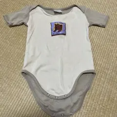 ベージュ半袖ボディスーツ