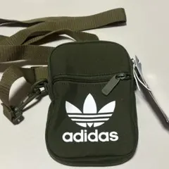 adidas ミニショルダーバッグ オリーブグリーン