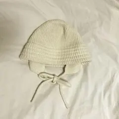 紐付き　ニット帽　アイボリー