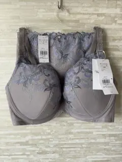 G85&LL」トリンプ ストーリー598 深めの4/5カップ ブラ&深めショーツ