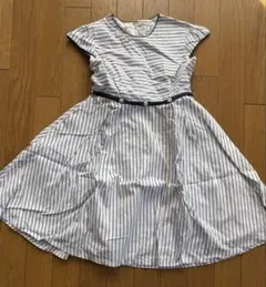 美品　アートレター 白、濃紺　ストライプ　ワンピース　花柄刺繍　130ドレス