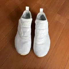 Reebok ホワイト スニーカー