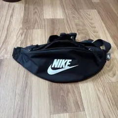 NIKE ボディバッグ ウエストポーチ ブラック