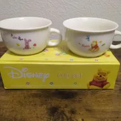 Disney　ディズニー　プーさん　カップセット