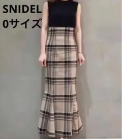 SNIDEL ハイウエストタイトヘムフレアチェックスカート