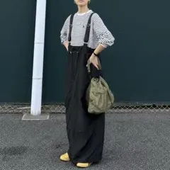 サスペンダー付きハイウェストナイロンスカート　ロングスカートのサムネイル