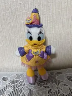 【入手困難】ディズニーシー　10周年　デイジー ぬいぐるみバッジ　キーホルダー