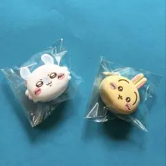 ちいかわ　ミニシリコンポーチ コインケース2個セット モモンガ　うさぎ