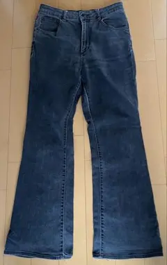 GU フレアジーンズ　レディース　XLサイズ