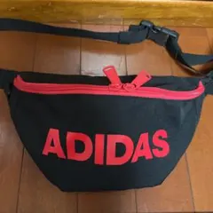 adidas ボディーバック