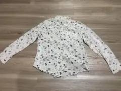 sango 総柄 長袖シャツ ホワイト系 ブラウス