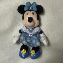 ミニー　ぬいぐるみバッチ　Disney Blue Ever After