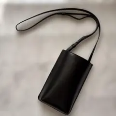 UNIQLO レザータッチミニポシェット