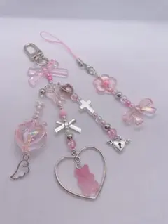 ビーズキーホルダー コレクトブック ストラップ 韓国 y2k ピンク　チャーム