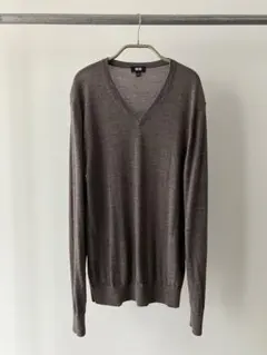 ユニクロ　エクストラファインメリノ　Vネックセーター　M ブラウン系