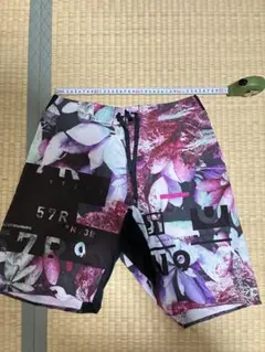 ReebokフローラルデザインショートパンツM