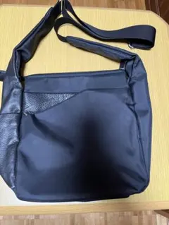 sensounico ショルダーバッグ 黒