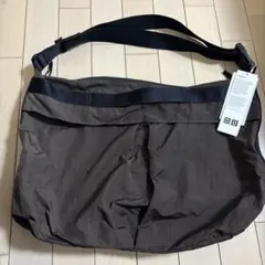UNIQLO U パッカブルショルダーバッグ 39 DARK BROWNのサムネイル