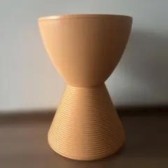 カルテル【Kartell】 スツール プリンス アハ 8810 ライト オレンジのサムネイル