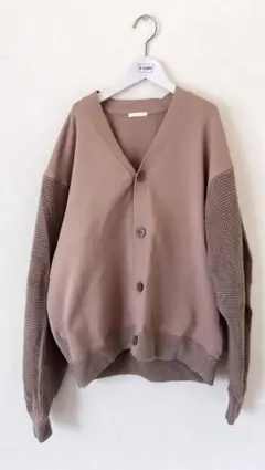 GU オールマッチ　Vネックカーディガン　ブラウン