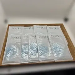 【9枚】freeplus フリープラス ダブルシート モイスチャー保湿マスクのサムネイル