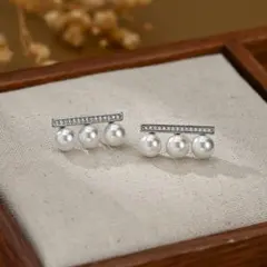 3連パール　ピアス　シルバー　上品　純銀　かわいい　おしゃれ　高見え　入学卒業式