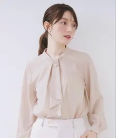 index ベージュ リボン付き シフォンブラウス 長袖