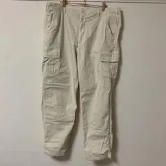 ユニクロ ユーティリティ カーゴパンツ オフホワイトのサムネイル