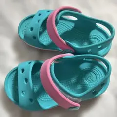 CROCS ベビーサンダル 青とピンク 6