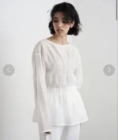 whim gazette ウィムガゼット 長袖ホワイトシャーリングブラウス