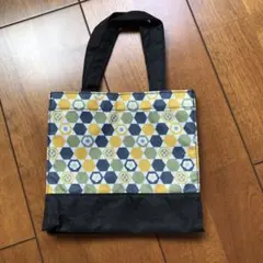 Item thumbnail for item e95daed5-0101-4416-a6cd-5c08e45a018d