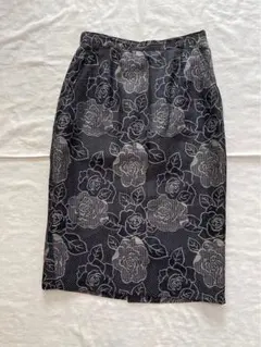 æ boutique BY ELEGANCE S.A. PARIS 花柄スカート