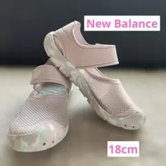 美品　ニューバランス　キッズサンダル208 18.0cm ピンク