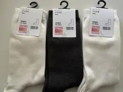新品ユニクロHEATTECH ソックス 3足セット 23-25cm