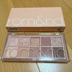 rom&nd ベターザンパレット 02MAHOGANY GARDENのサムネイル