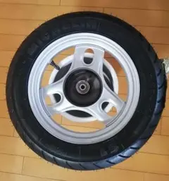 トゥデイ TODAY AF61　純正 フロントホイール 新品タイヤ付きのサムネイル