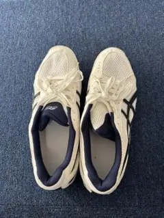 バレーボールシューズ 26.5