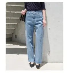 LE DENIM ストレートパンツ　38 ブルーのサムネイル