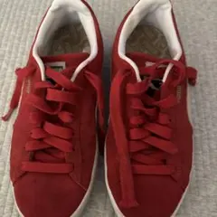 PUMA SUEDE CLASSIC レッド スニーカー 25.5cmのサムネイル