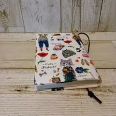 おしゃれねこ 白 文庫本サイズ ブックカバー ハンドメイド