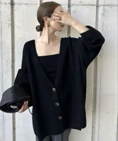 セレクトモカバイソン　スリーブリンキングVネックカーディガン　ブラック　FREE